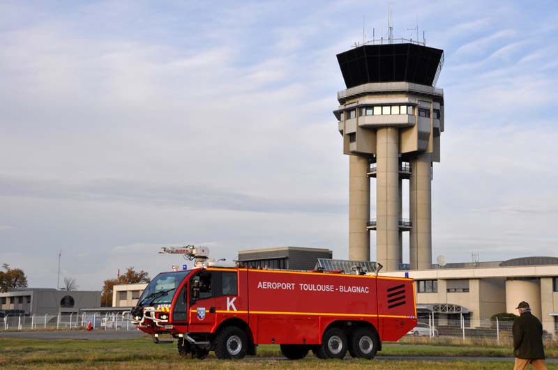 tour de contrôle de l'aéroport de Toulouse-Blagnac